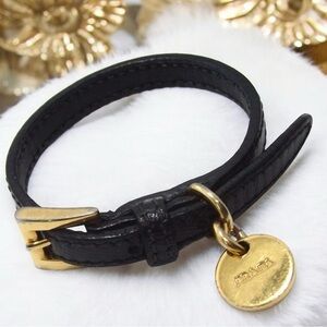 Prada Saffiano Bracelet 😍🖤